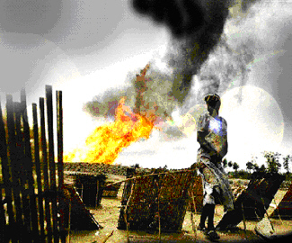 Globaliseren: Erdölsöök in't Nigerdelta verdrifft de Inheimschen
